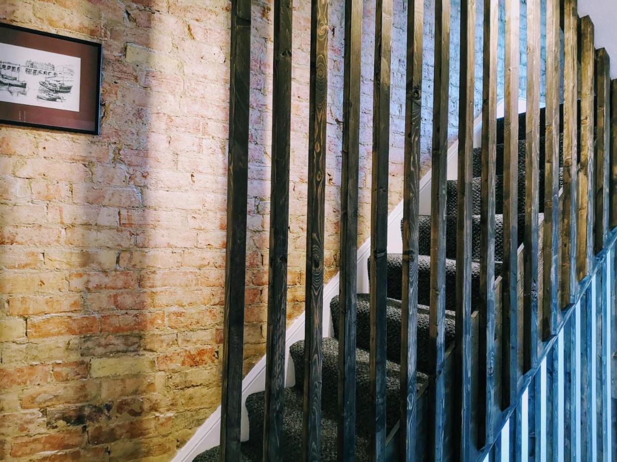Central Escape Folkestone Luaran gambar